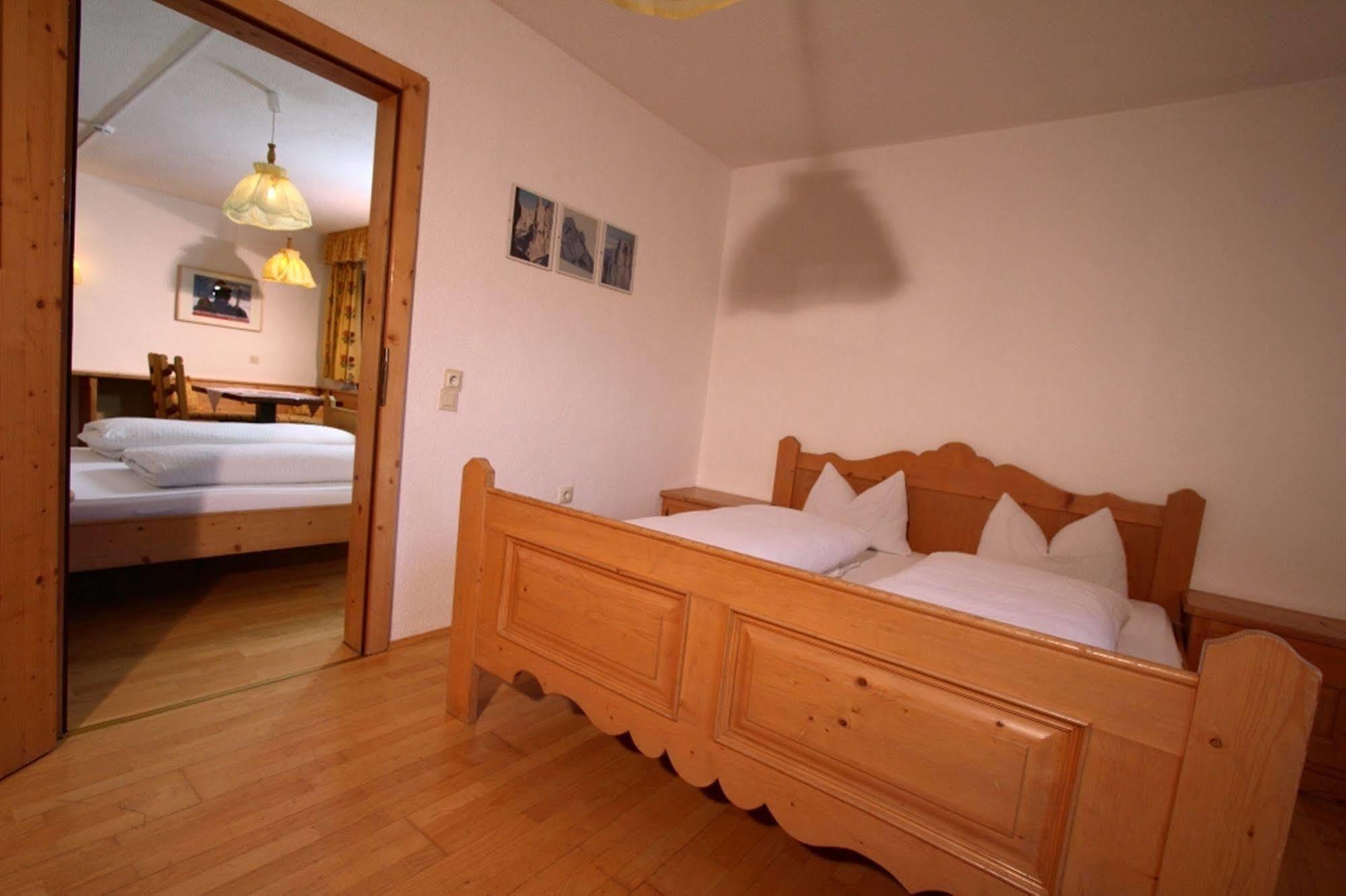 Landhaus Edelweiss Sankt Leonhard im Pitztal Εξωτερικό φωτογραφία