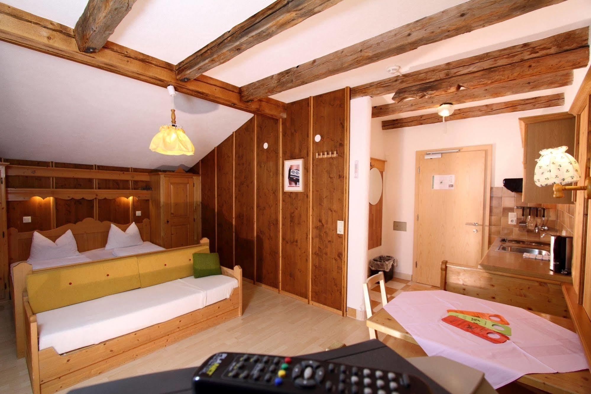 Landhaus Edelweiss Sankt Leonhard im Pitztal Εξωτερικό φωτογραφία